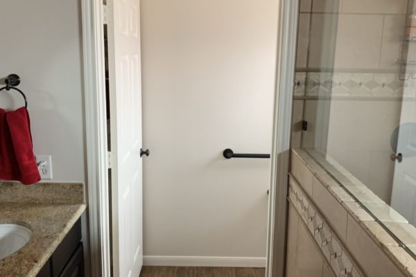 (6) Widened bath door